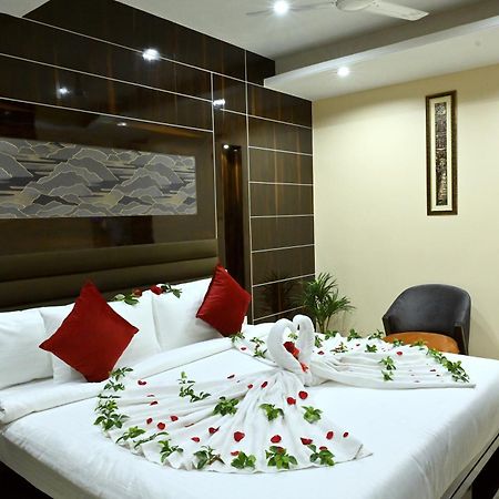 Hotel Trax International Dzsamsedpur Kültér fotó