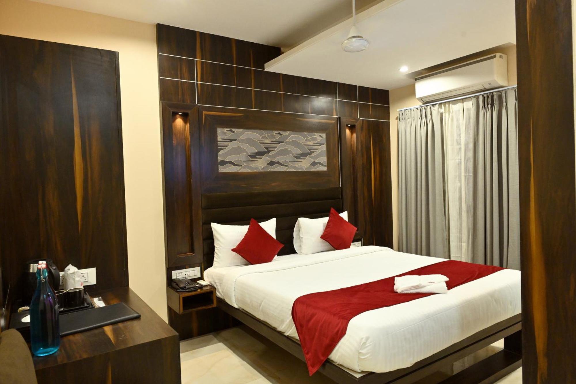 Hotel Trax International Dzsamsedpur Kültér fotó