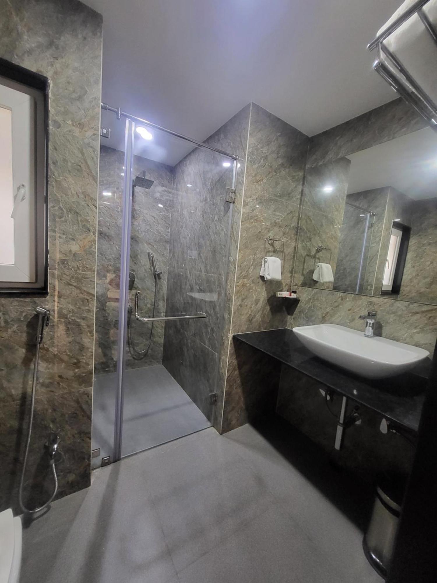 Hotel Trax International Dzsamsedpur Kültér fotó